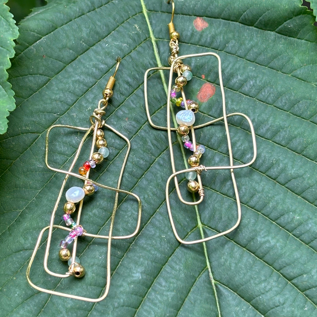 9/28 Recycled Jewelry Making + Flea Market Experience